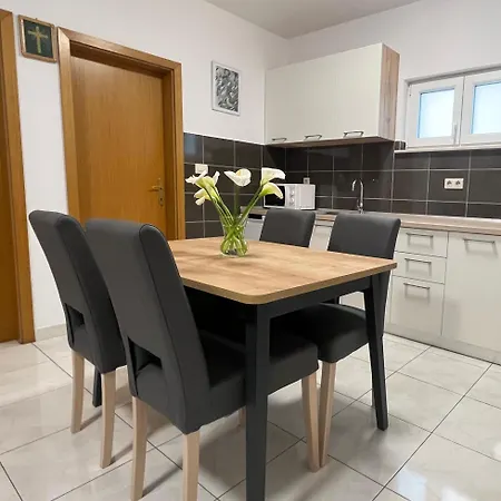 Apartman Krsticevic Metkovic Exterior photo